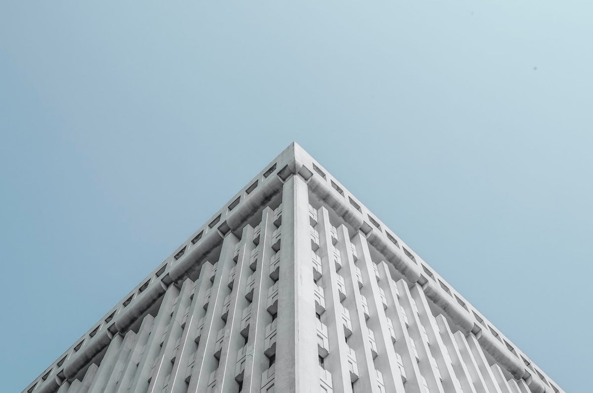 意甲:米兰财务报表公开,若不是赖因德斯高价转会曼城,俱乐部不可能盈利